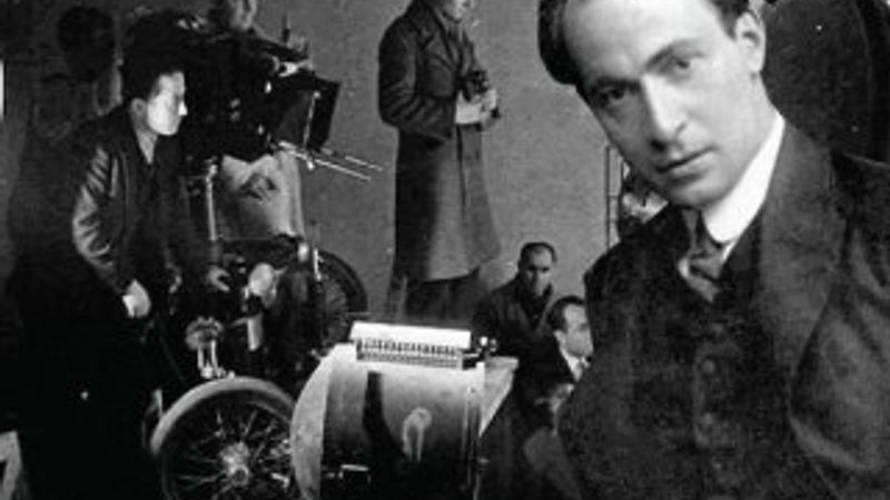 Türk Edebiyatı'nın zirve isimleri ama biraz müstearlar