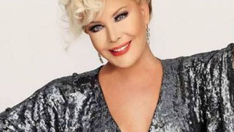 Emel Sayın: Doğum günümü hatırlamayın