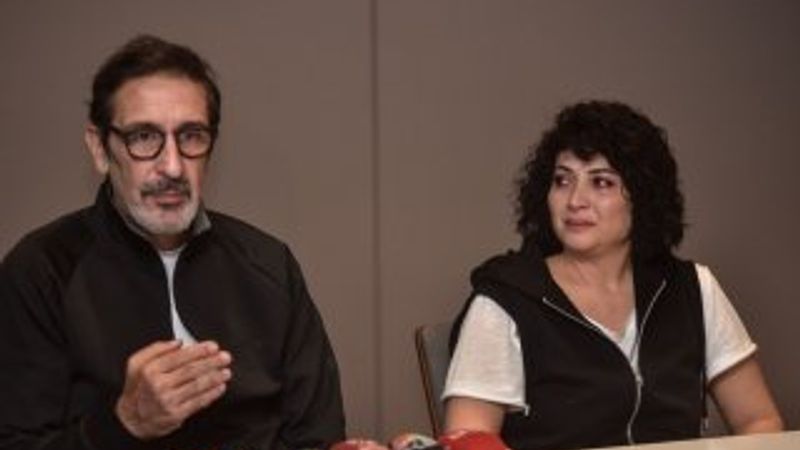 Cem Özer: Ölü seven milletiz