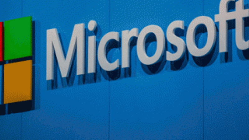 Microsoft, Apple'dan tacını geri aldı