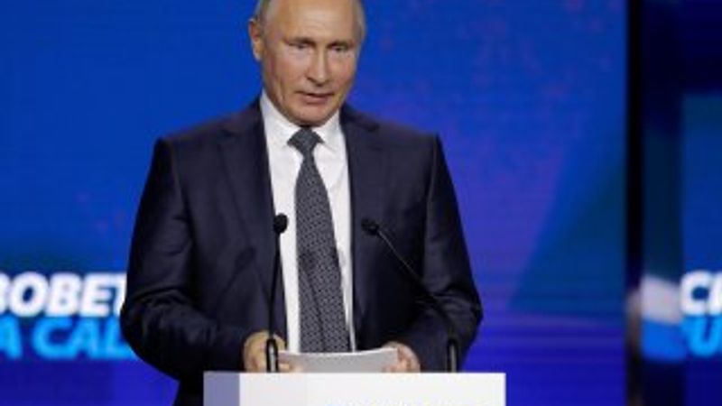Putin: Dolar bizi terk ediyor