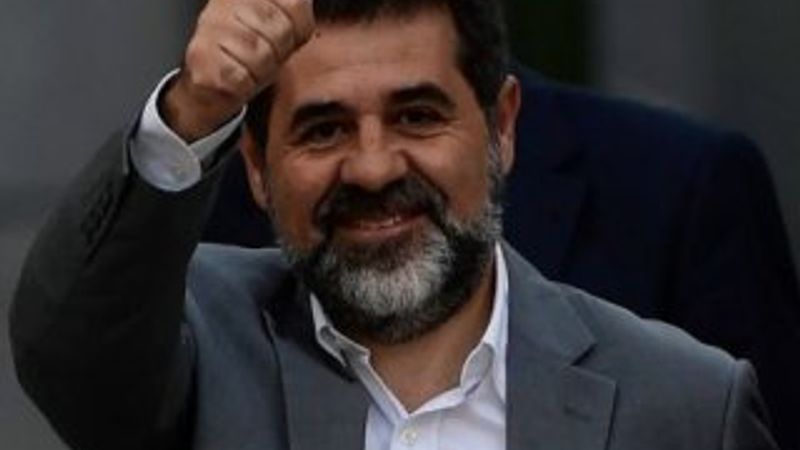 Katalan siyasetçiler açlık grevine başladı