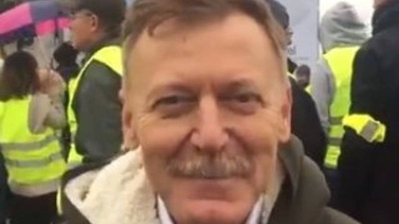 CHP, Fransa'ya eylem öğrenmeye gitti