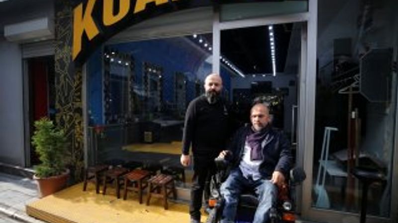 Engellilere kolaylık sağlayan Düzceli berber