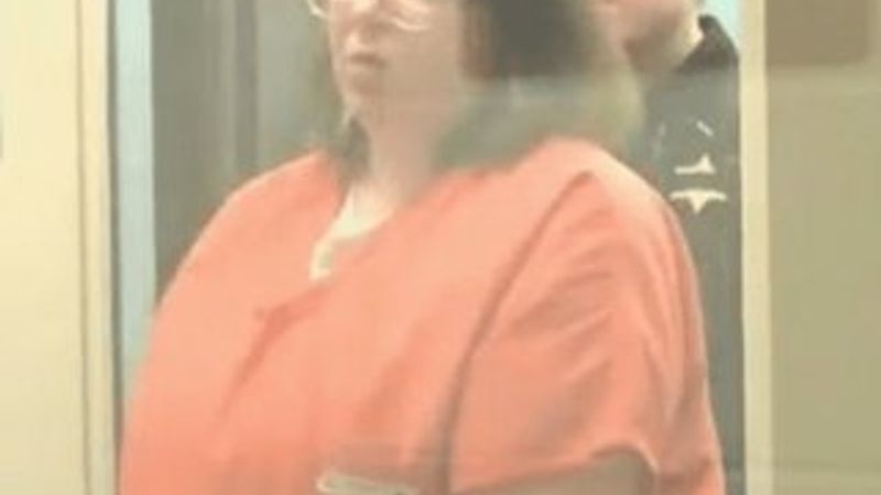 ABD'li kadın sevgilisinin üzerine oturarak öldürdü