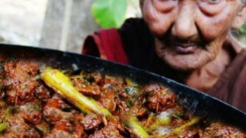 YouTuber Mastanamma 107 yaşında hayatını kaybetti