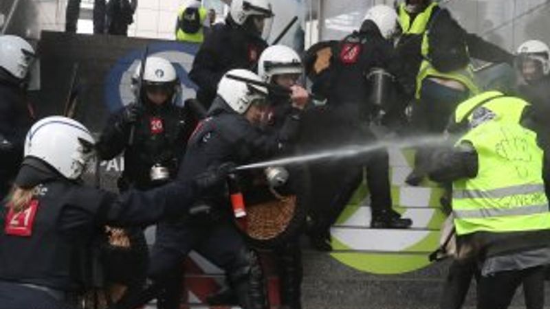 Sarı Yelekliler Brüksel'i karıştırdı