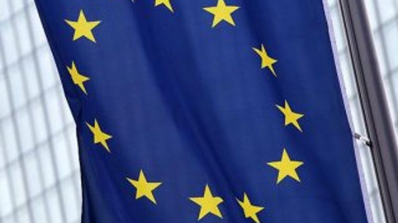 AB İngiltere'yi azarladı