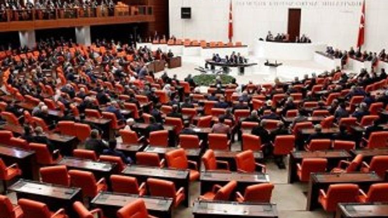 Meclis tutanaklarında Hulusi Akar'ın CHP'lilerle tartışması