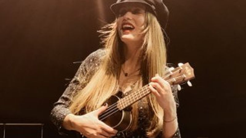 Serenay Sarıkaya'nın Alice heyecanı