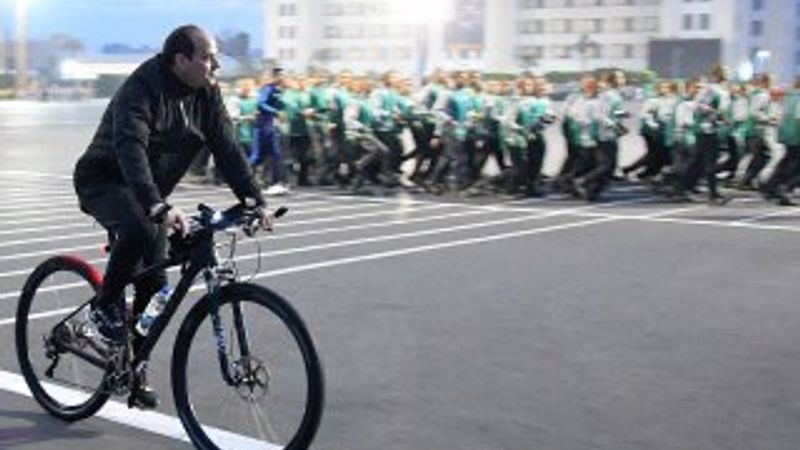 Darbeci Sisi obeziteye karşı savaş açtı