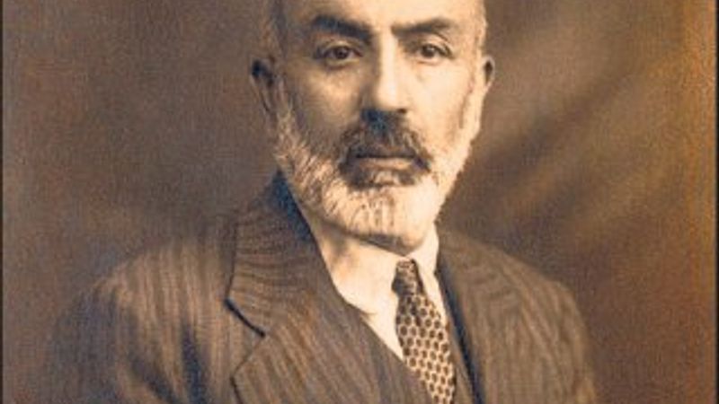 İstiklal Marşı'mızın şairi Mehmet Akif Ersoy anıldı