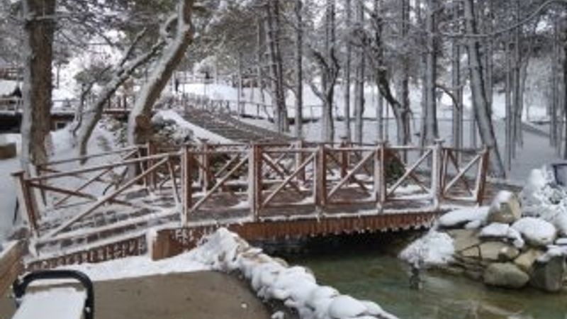 Afyonkarahisar’ın Bolvadin ilçesi gelinliğini giydi