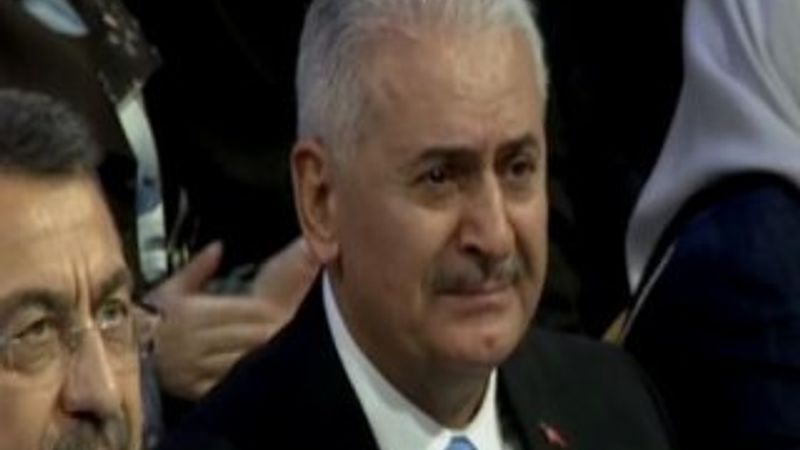 Binali Yıldırım adaylığı açıklanınca duygulandı