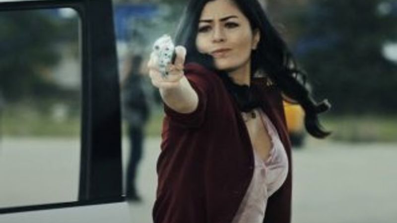 Deniz Çakır başörtülülere hakaret etti iddiası