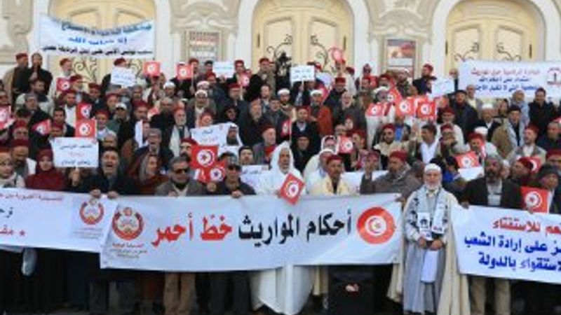 Tunuslu imamlardan miras eşitliği protestosu