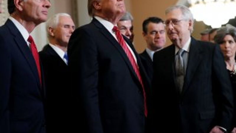 Trump Kongre liderleriyle toplantıyı yarıda kesti