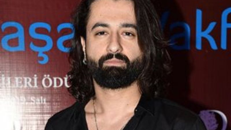 Koray Avcı saçlarını kestirdi