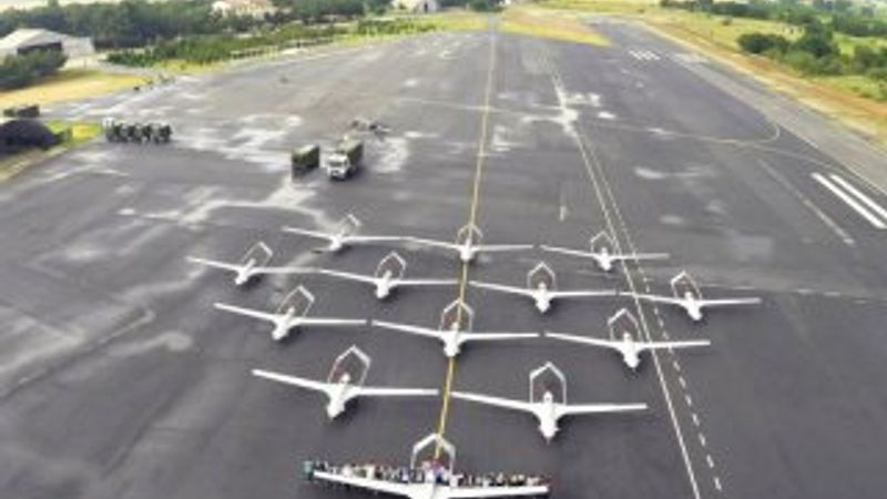 Ukrayna Türkiye'den 12 İHA alacak