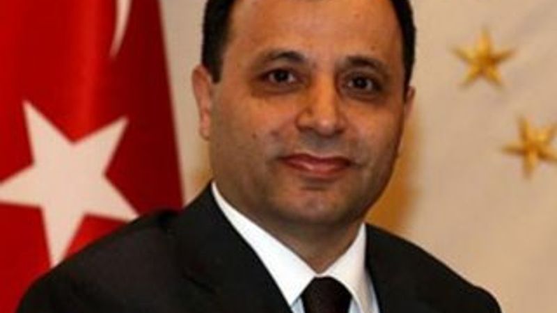 Zühtü Arslan kimdir