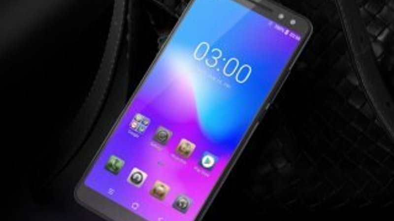 Lazer projektörlü telefon: Blackview MAX1