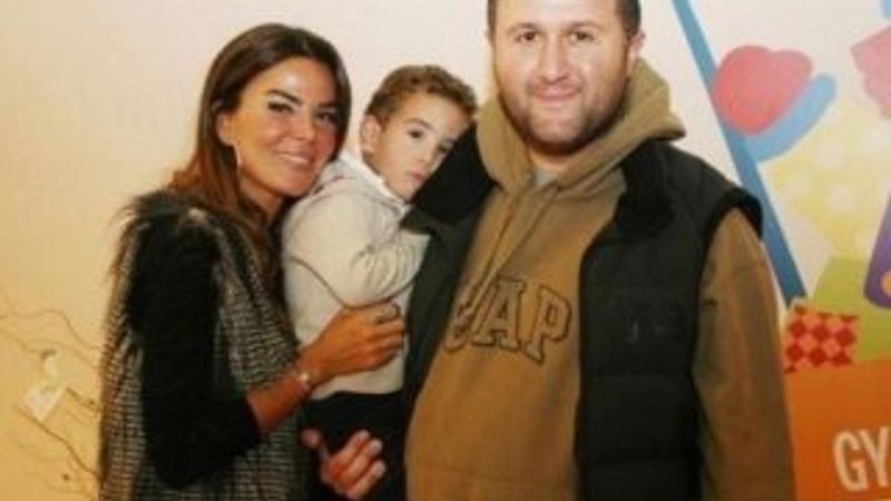 Özlem Yıldız eski eşini adliyede yalnız bırakmadı