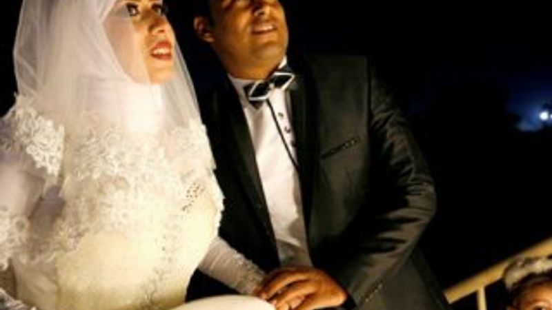 Mısırlı erkeklerden 'bırak evde kalsın' kampanyası