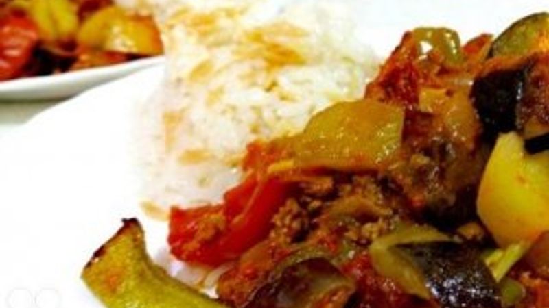 Yunanistan bu kez 'musakka' yemeğine taktı