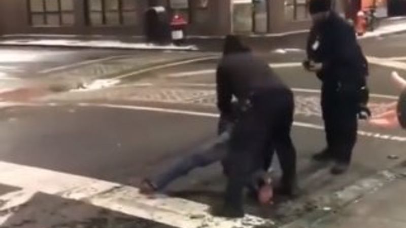 ABD'de polisin elektroşokla vurduğu adam