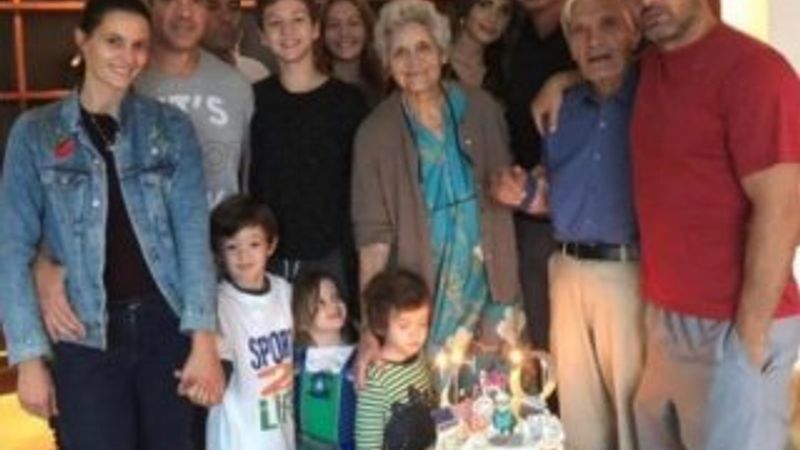 Saadettin Saran ile Emina Jahovic ayrıldı