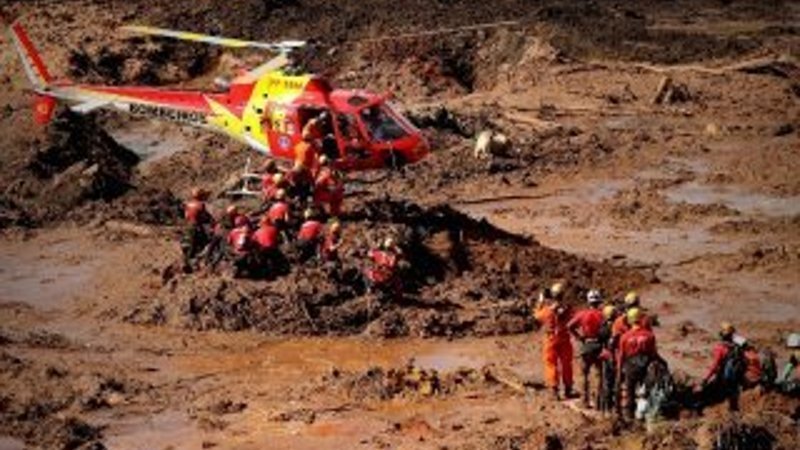 Brezilya’da barajın çökmesi sonucu ölenlerin sayısı arttı