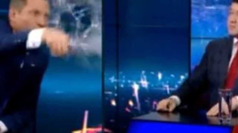 Milletvekili canlı yayında tartıştığı siyasetçiye su attı