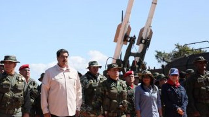 Maduro, Venezuela ordusunun tatbikatında