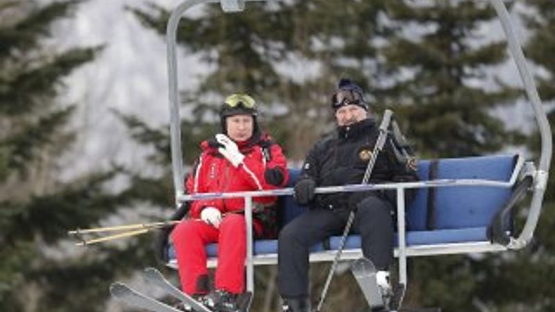 Putin ve Lukaşenko kayak yaptı