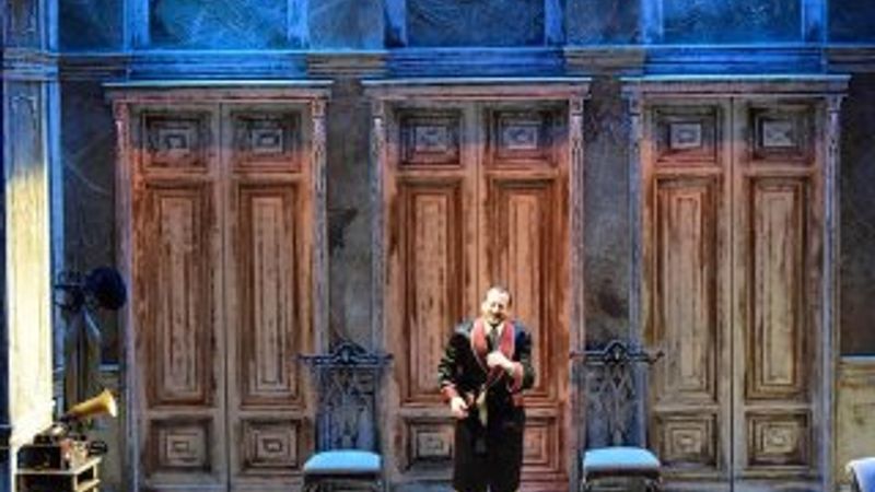 Devlet Tiyatroları'ndan Türk yazarlara öncelik