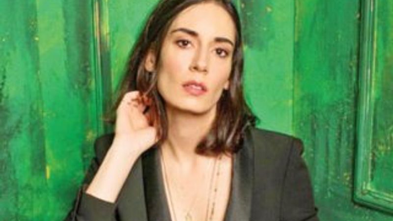 Melisa Sözen Fransa yolcusu