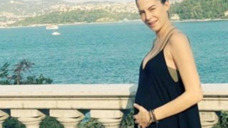 Dilara Gönder Yalın anne oldu