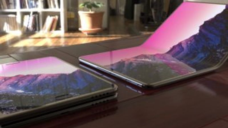 Huawei, merakla beklenen katlanabilir telefonu Mate X'i tanıttı