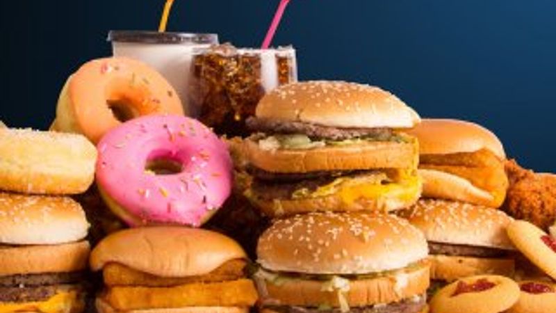 Sağlıksız beslenme psikolojiyi bozuyor