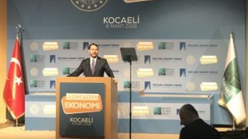 Bakan Albayrak Kocaeli'de iş dünyasıyla bir araya geldi