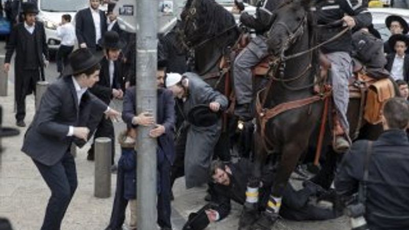 İsrail polisinden Ultra-Ortodoks Yahudilerine müdahale