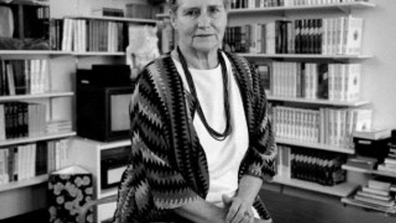 Nobel'e uzanan kadın yazarlar