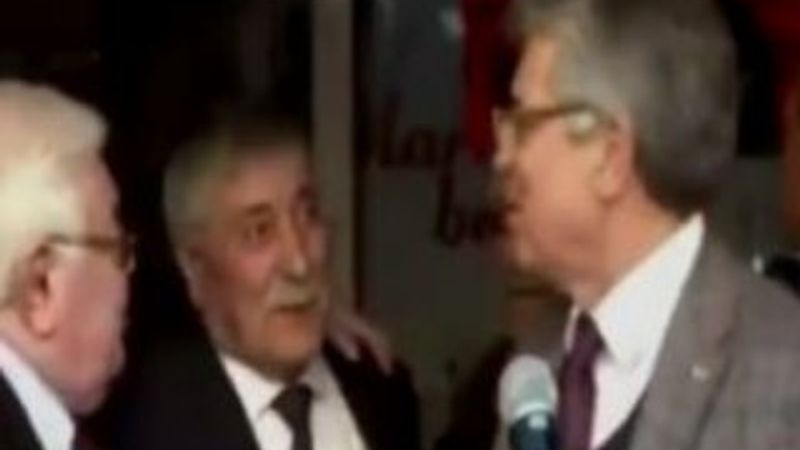 Mikrofon açık unutuldu: CHP'liler müezzine hakaret etti