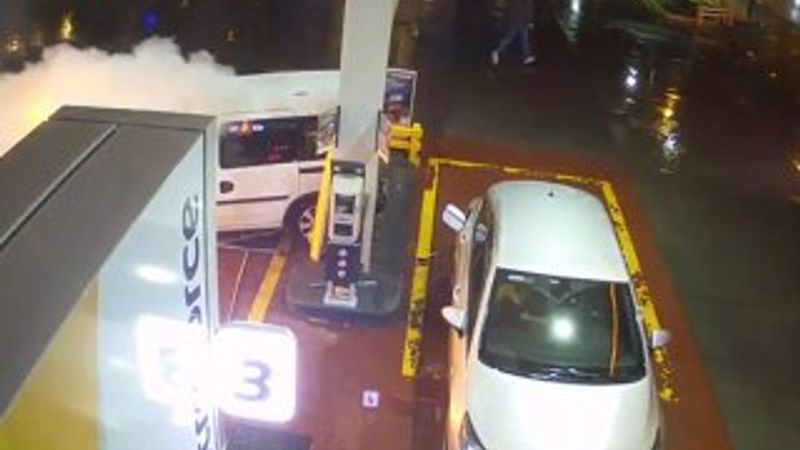 Alkollü sürücü benzin istasyonuna daldı