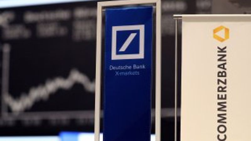 Alman devi Deutsche Bank batıyor