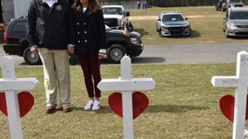 Melania Trump dublör kullanıyor tartışması
