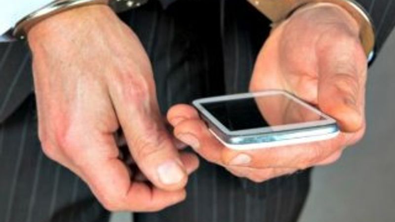 Eski sevgilisini 18 bin kez aradı