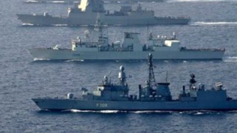 İsrail Girit'e üs kuracak