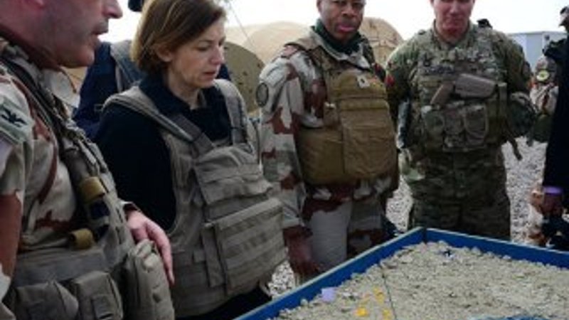 Fransa: Suriye'ye yeniden saldırabiliriz