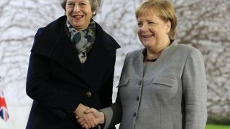 May: AB'den ayrılacağız